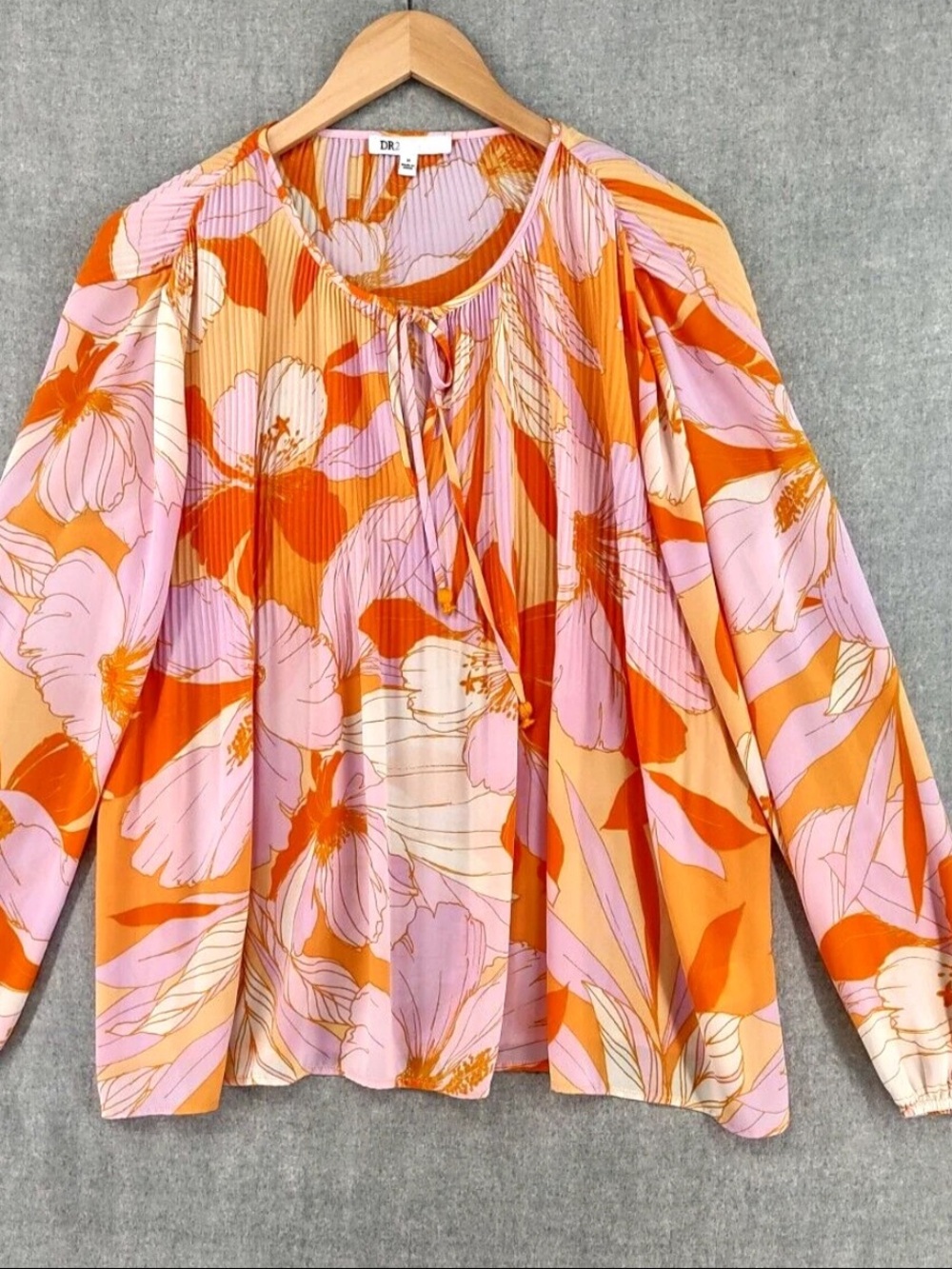 Women’s Dr2 by Daniel Rainn size L, floral print blouse .